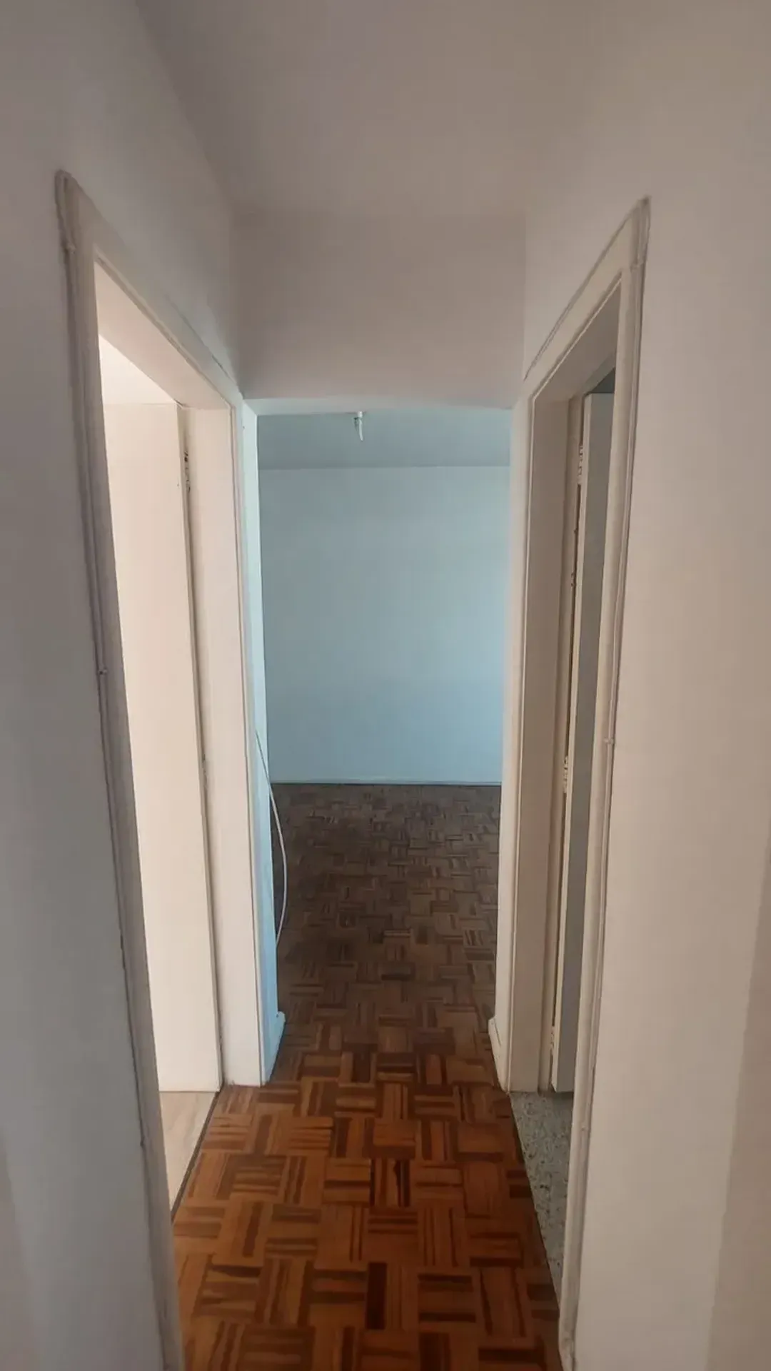 Unfurnished 2-bedroom apartment with 70 m² — photo 22