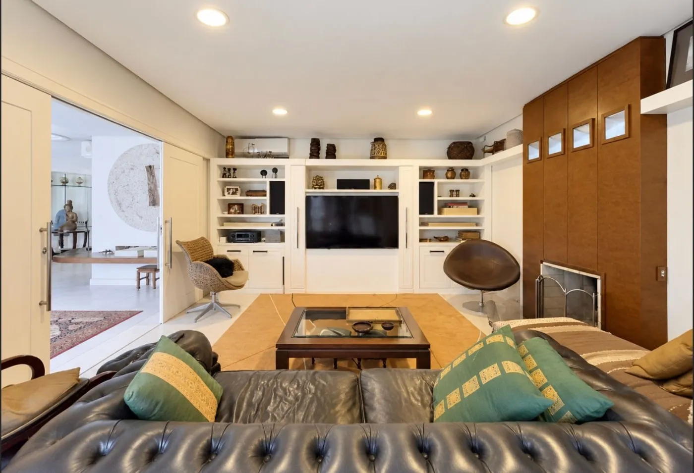 Furnished house, 660 m², with a water view — photo 6