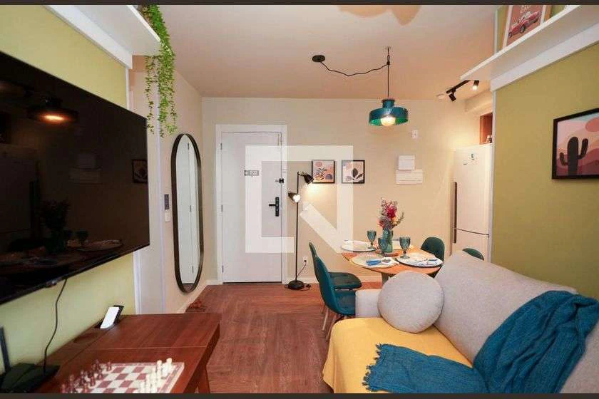 Мебльована квартира 45 м² з 2 спальнями та балконом — photo 15