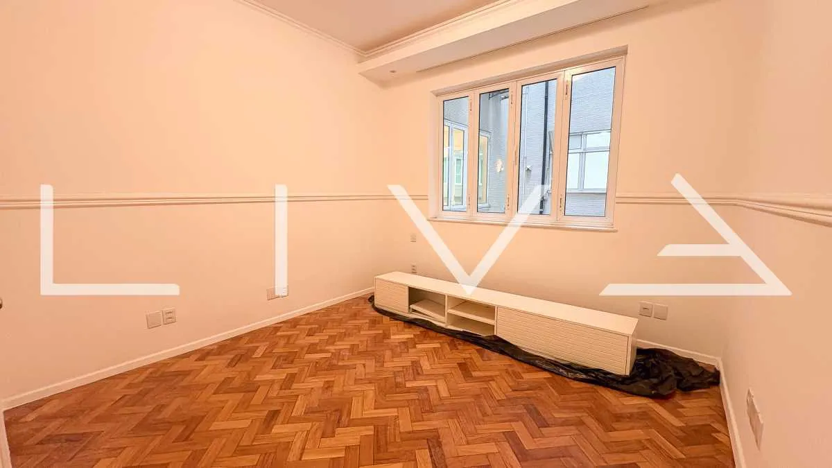 Гардеробная и 4 спальни: квартира 180 м² — photo 20