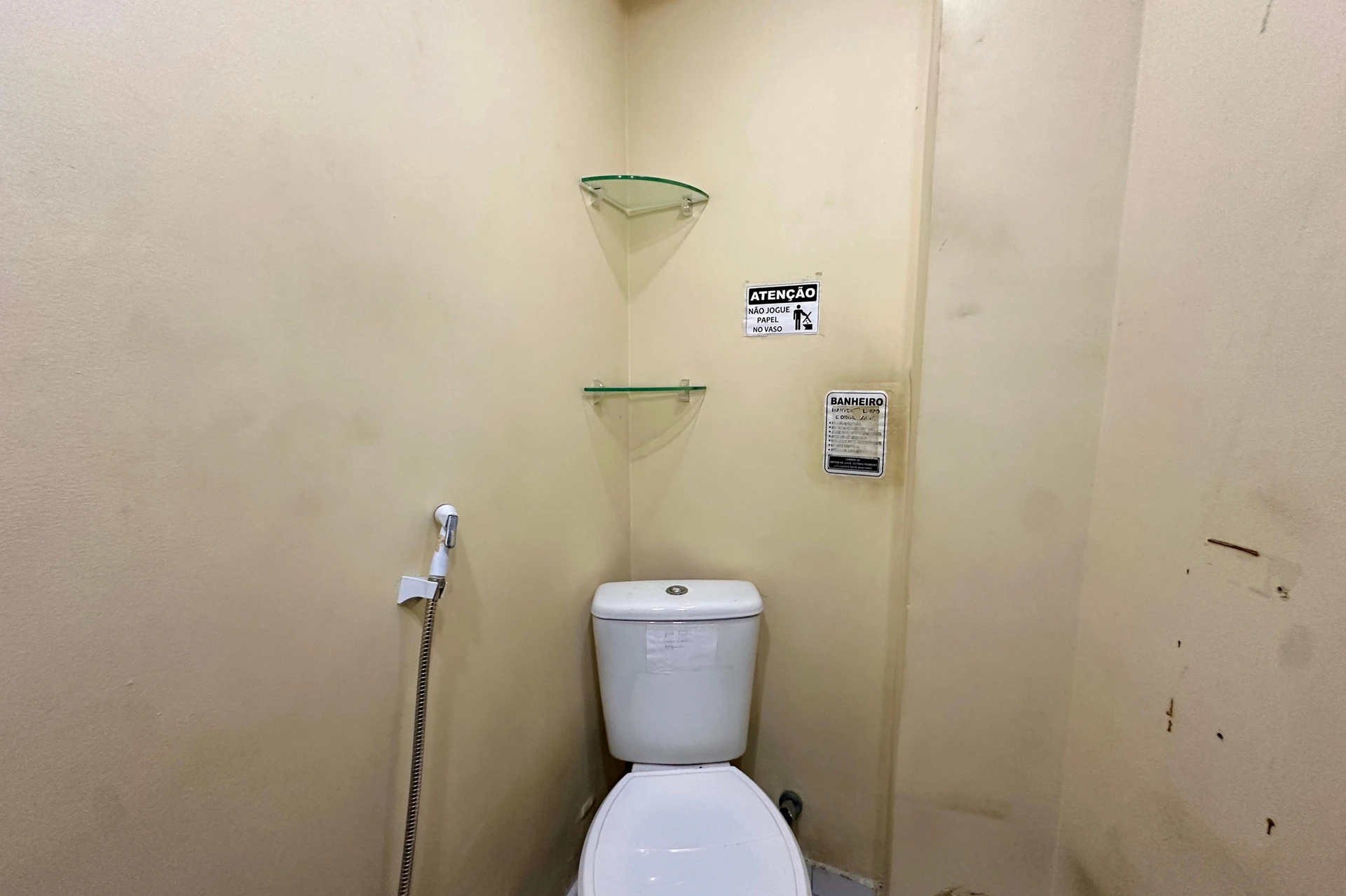 Apartment with 2 bedrooms and air conditioning, no parking — photo 20