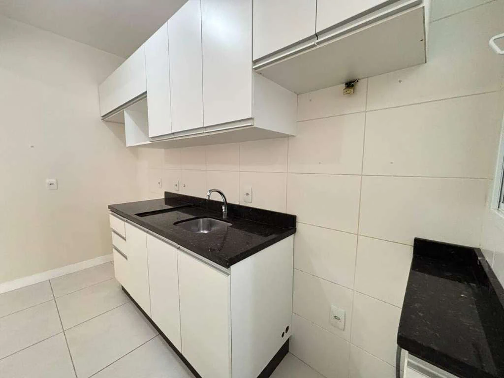 Apartamento de 2 quartos com suíte e varanda com churrasqueira — photo 4