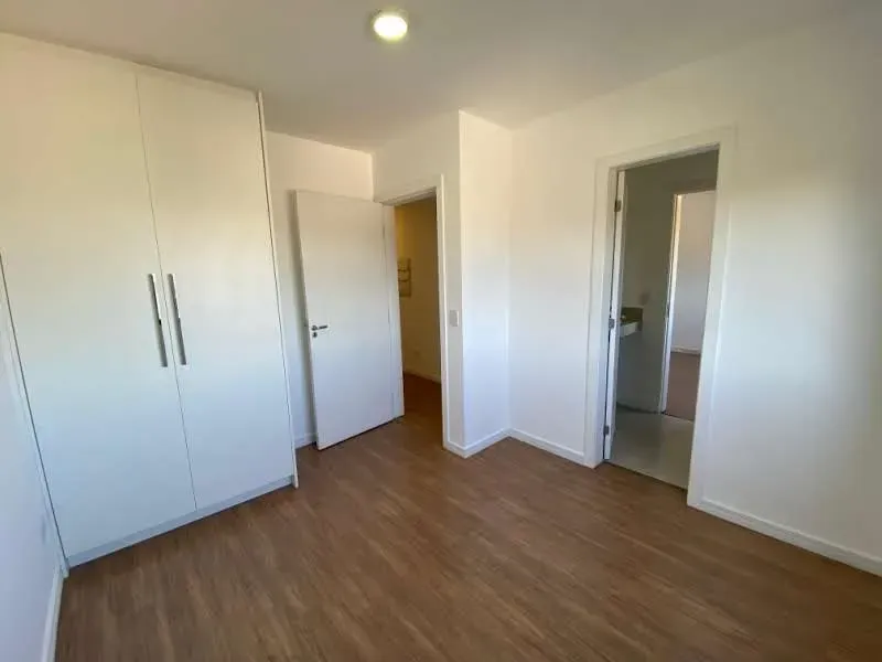 House with 5 bedrooms and 5 bathrooms across 314 m² — photo 13