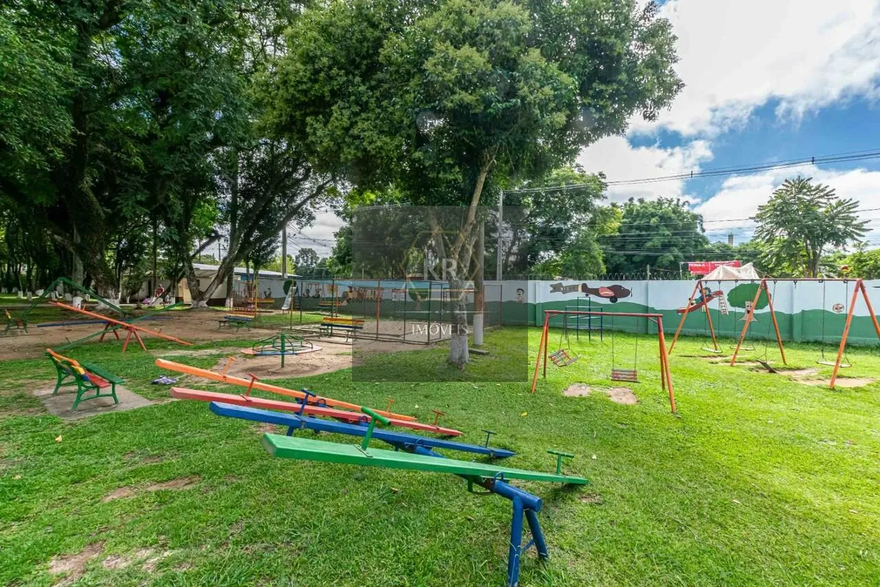 Apartamento com piso de madeira ou laminado, Campo Comprido — photo 28