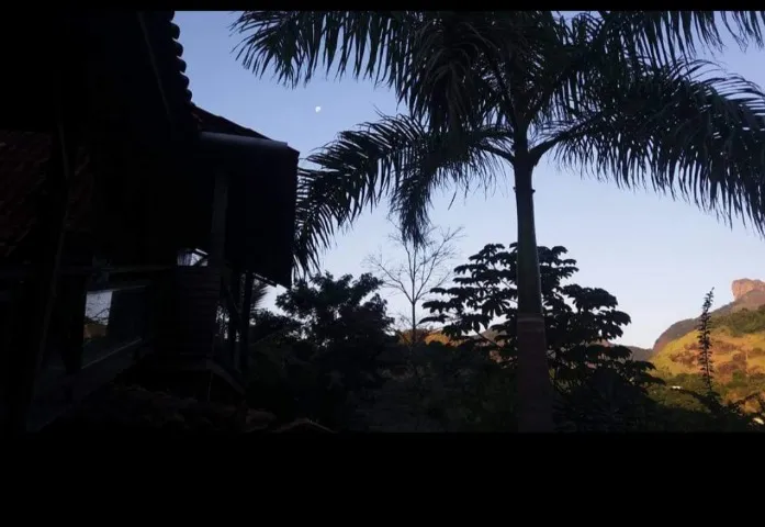 Casa com 2 quartos e varanda fechada em vidro — photo 18