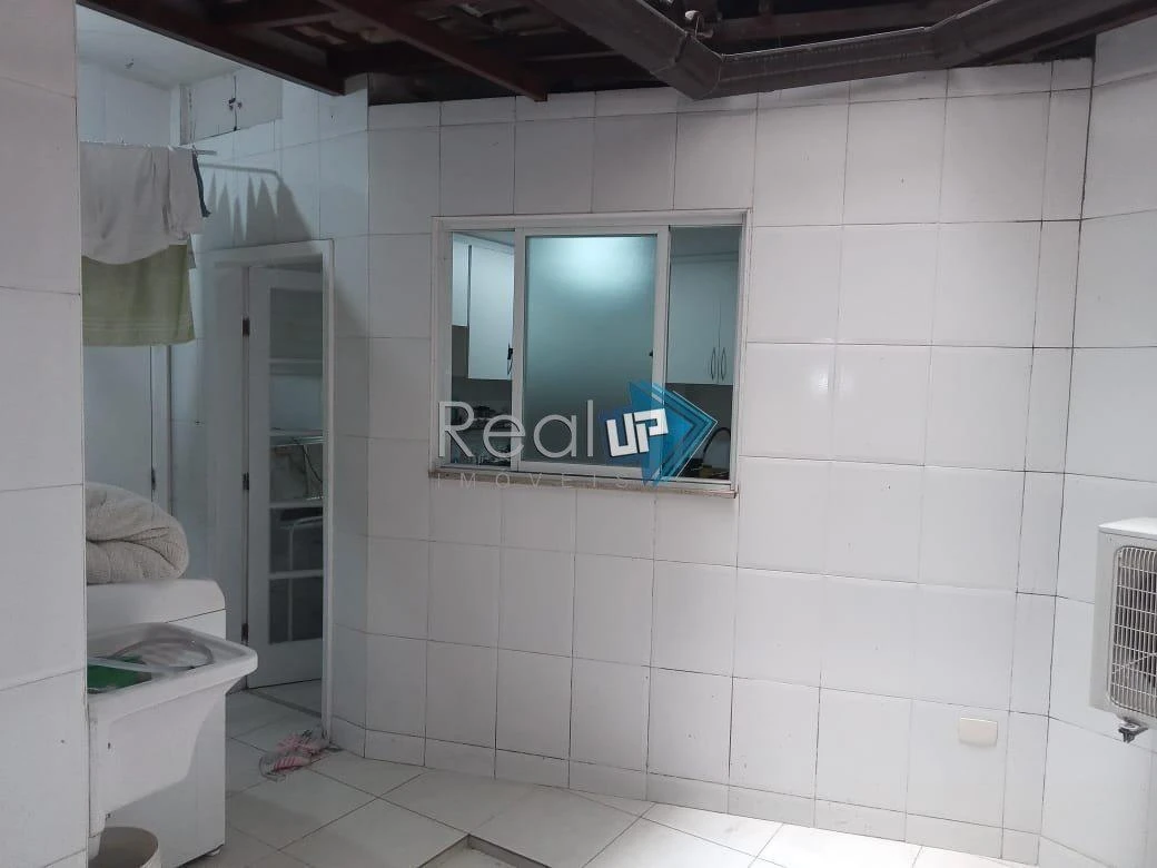 Apartamento com 4 quartos e varanda — photo 23