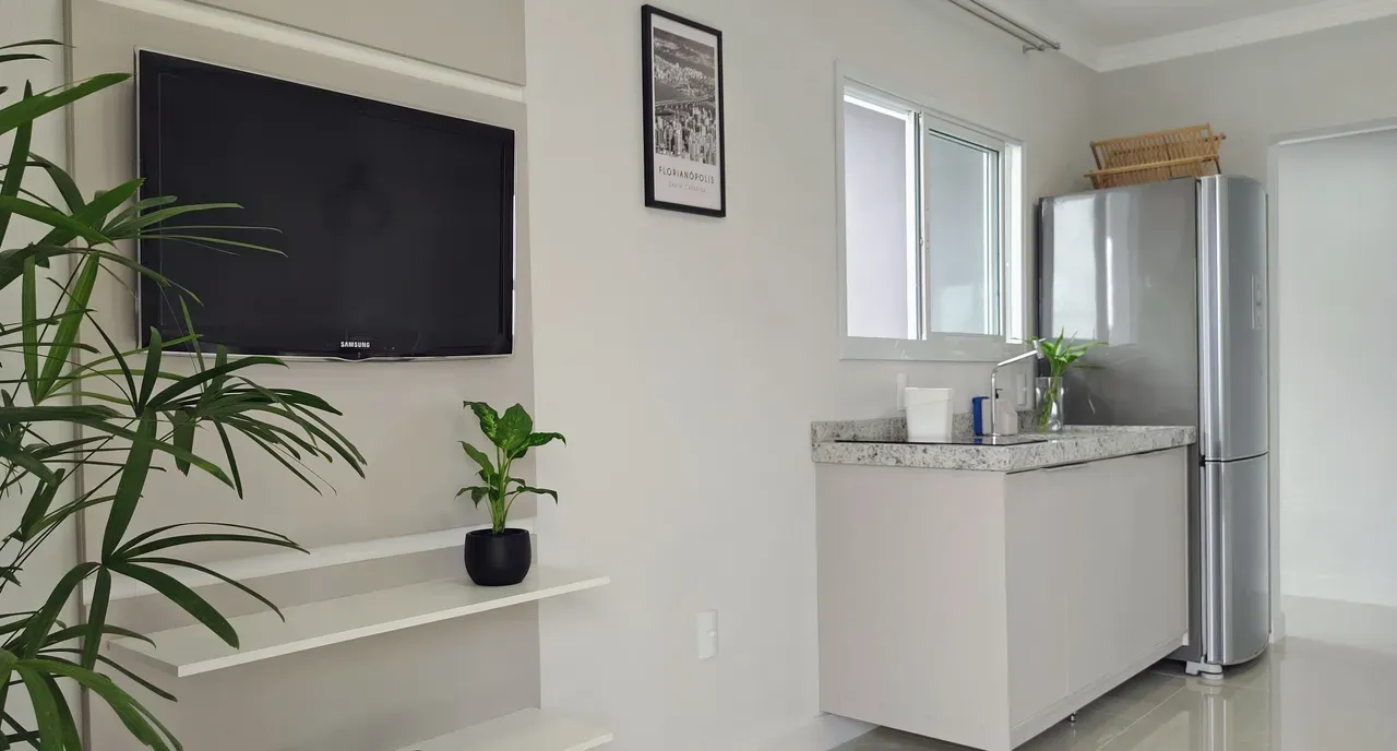 Furnished 30 m² studio in Florianópolis — photo 20