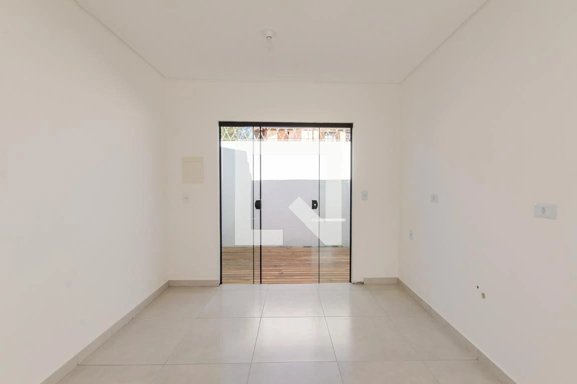 2-bedroom house with a garden in Florianópolis — photo 11