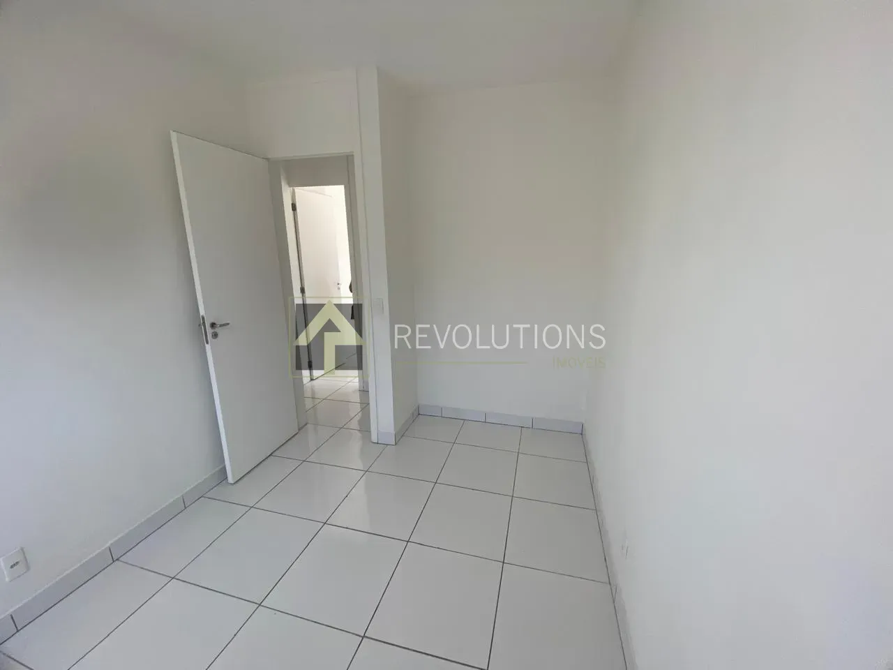 Apartment with 3 bedrooms and 1 bathroom — photo 8