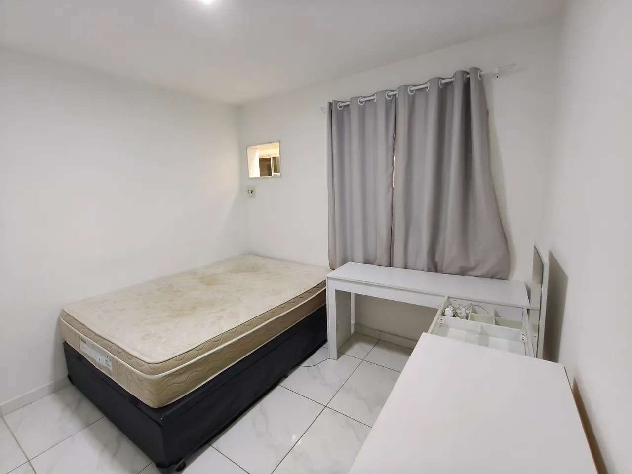 Furnished 2-bedroom apartment with open-plan kitchen — photo 4