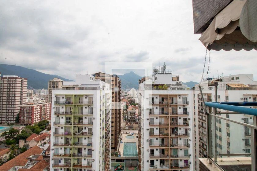 Furnished apartment, 200 m², with a mountain view — photo 15