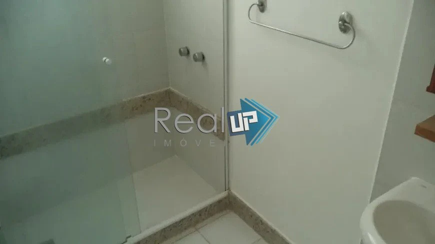 Квартира з 3 спальнями та окремою закритою кухнею — photo 12