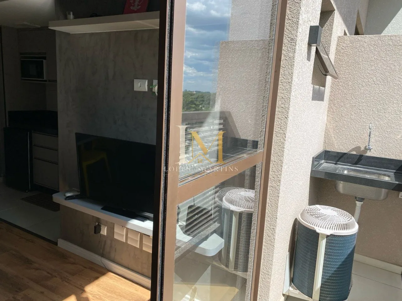 Furnished 1-bedroom apartment with 32 m² and balcony — photo 22