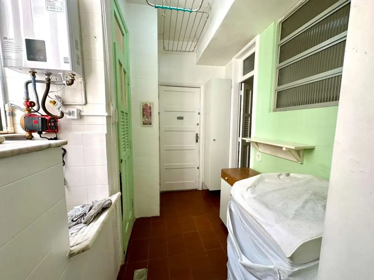 Furnished 142 m² apartment with 3 bedrooms — photo 20