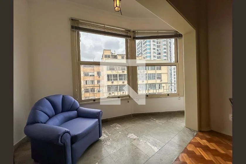 4-bedroom apartment with 3 bathrooms and 206 m² — photo 25