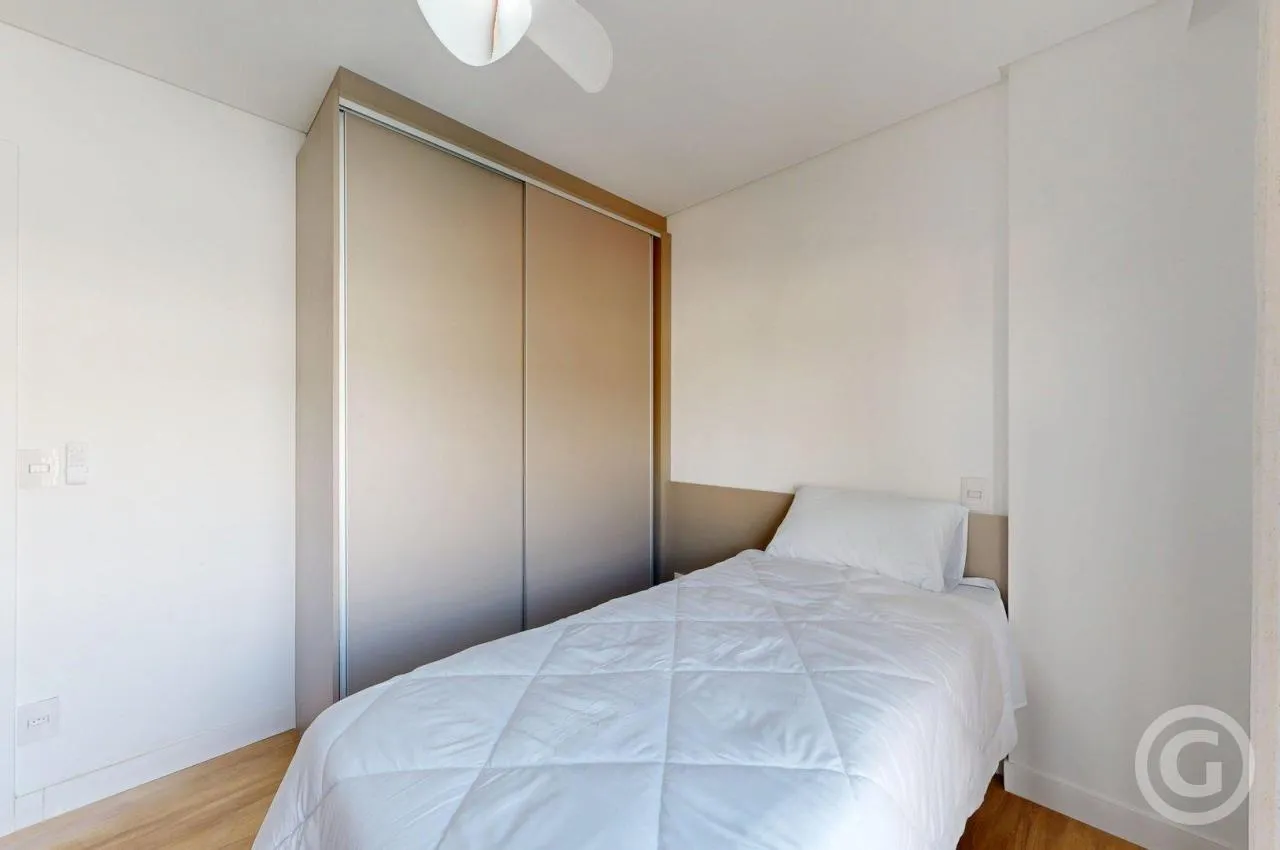68 m² apartment with 2 bedrooms and 2 bathrooms