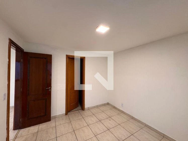 One-bedroom apartment in a building with a pool — photo 14