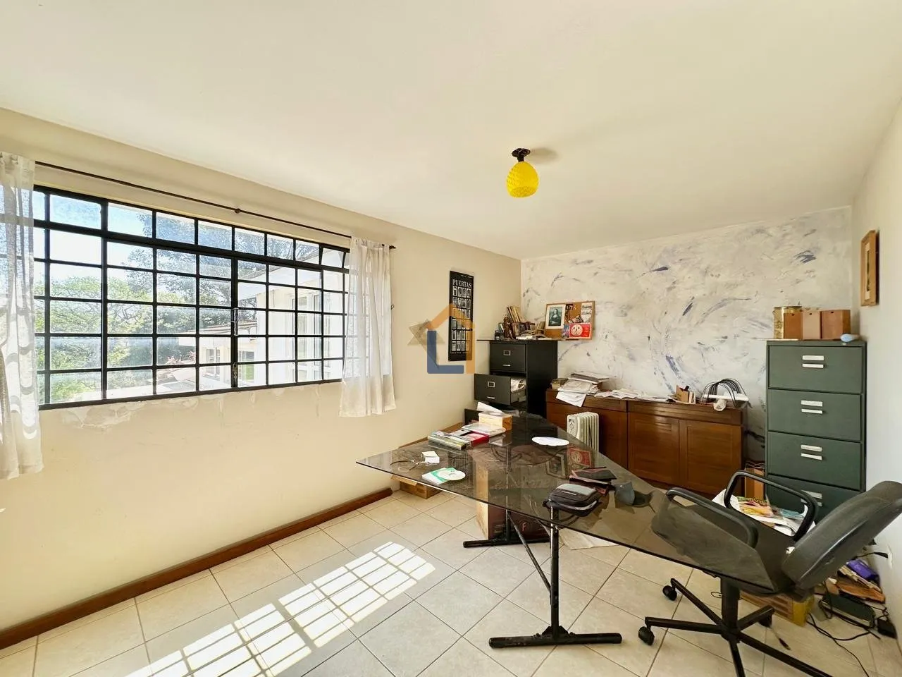 400 m² house with floor-to-ceiling windows and a fireplace — photo 20