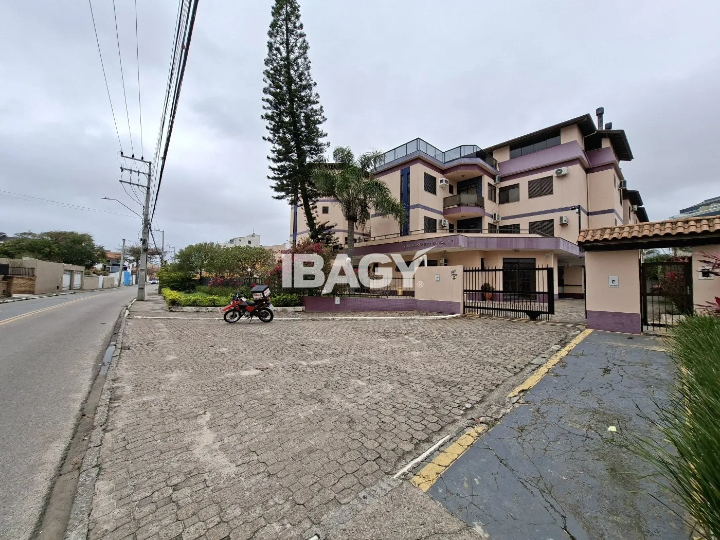 Departamento de 4 dormitorios con lavadora en Florianópolis — photo 24