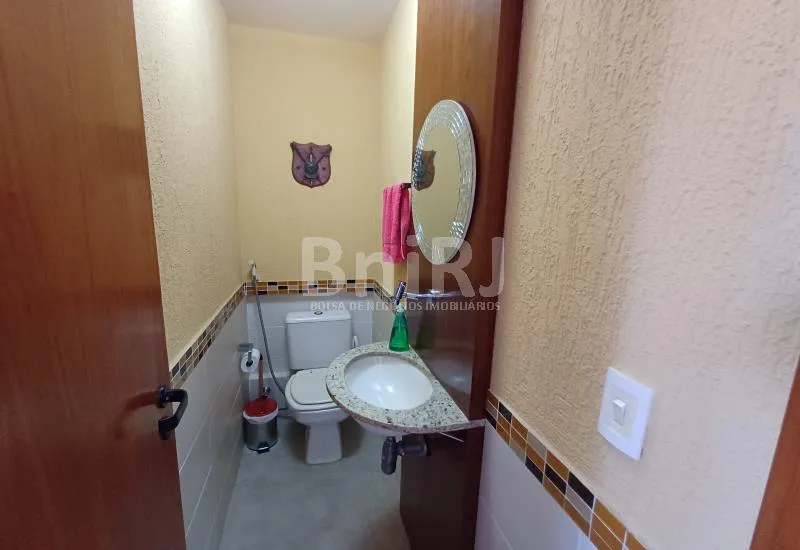 Furnished 179 m² apartment with 3 bedrooms — photo 10