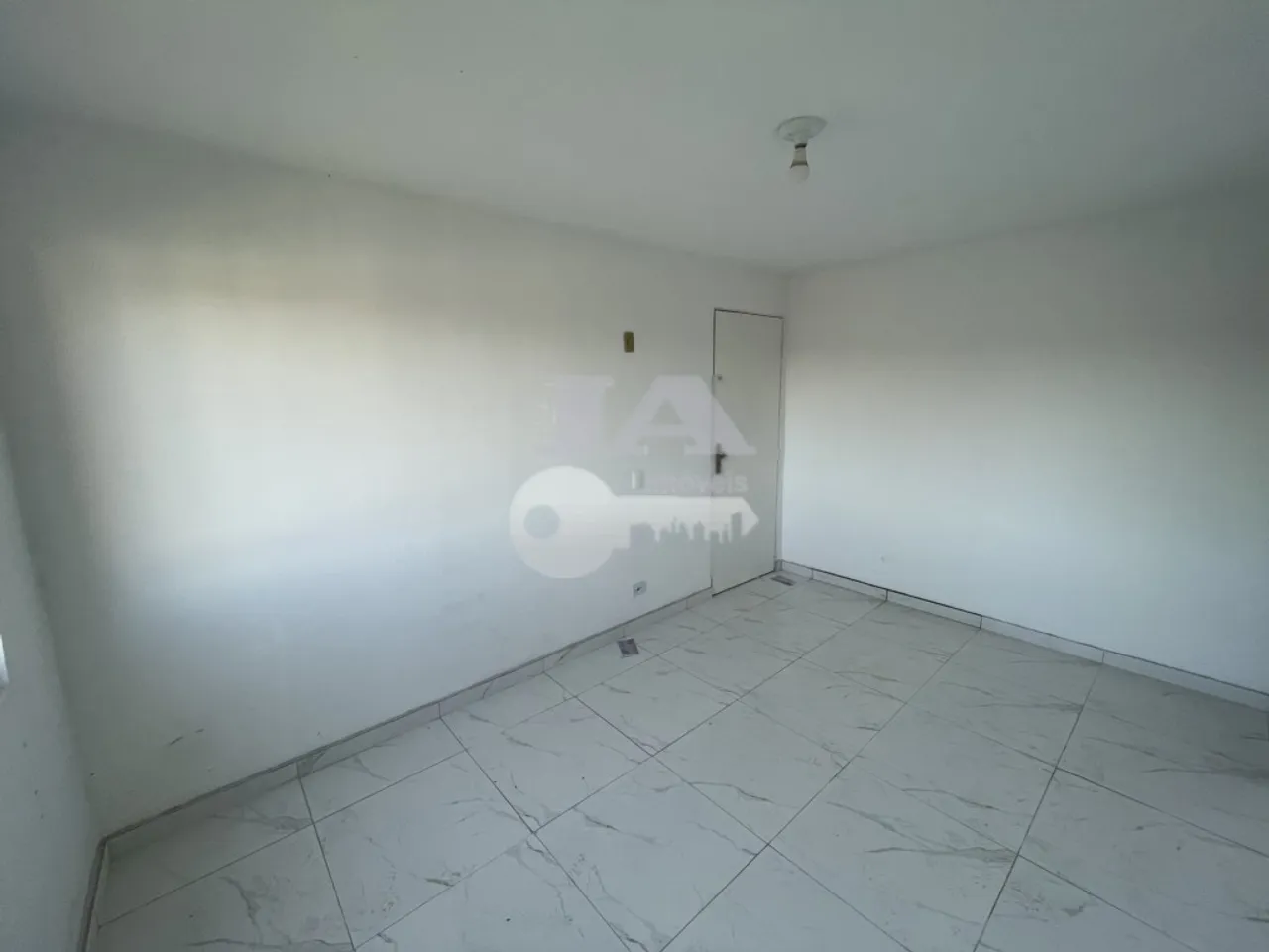 Apartamento de 2 quartos com cozinha separada — photo 4