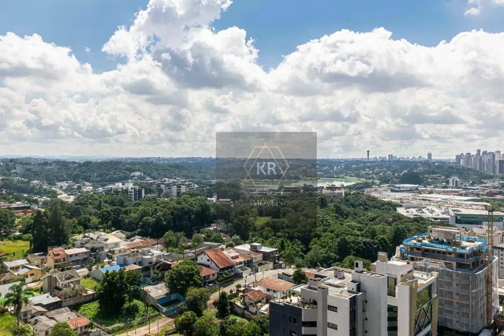 Furnished 272 m² apartment with 3 en-suites and 4 parking — photo 87