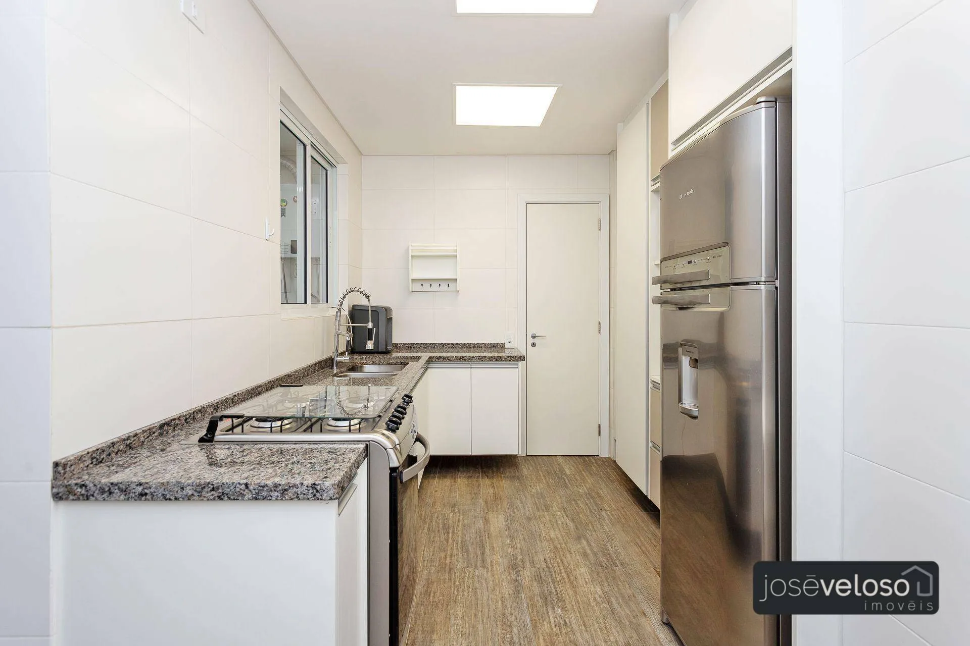 137 m² apartment with 3 bedrooms and air conditioning — photo 12