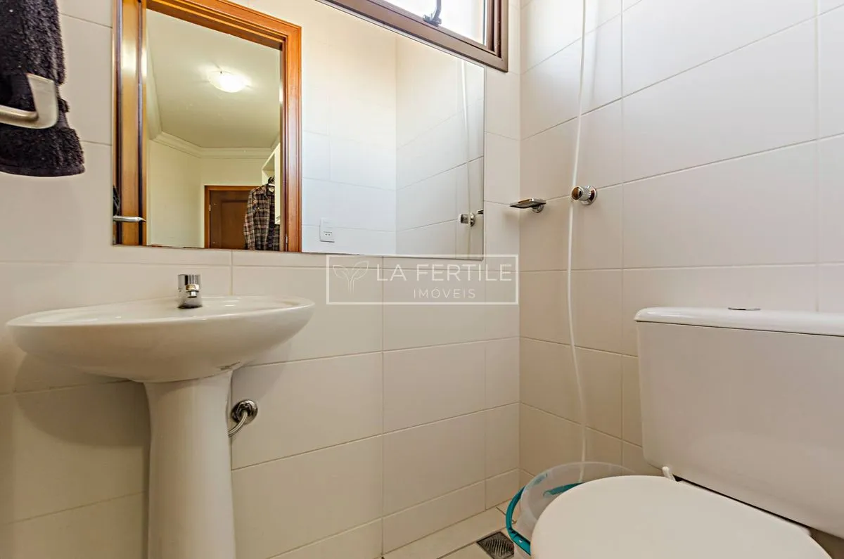 Apartamento mobiliado de 3 quartos e 3 banheiros com 149 m² — photo 39