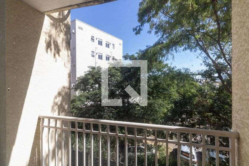 Apartamento de 2 quartos com varanda e vaga — photo 3