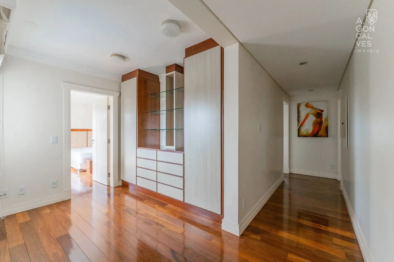 Furnished house with 4 bedrooms and 5 bathrooms — photo 19