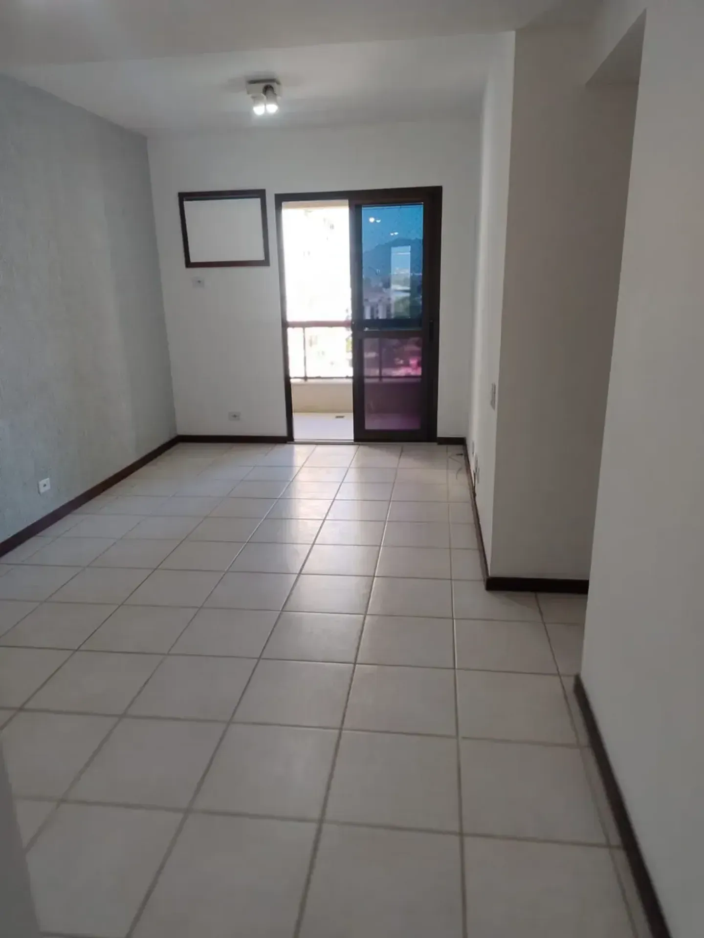 64 m² rental apartment with 2 bedrooms and balcony — photo 2