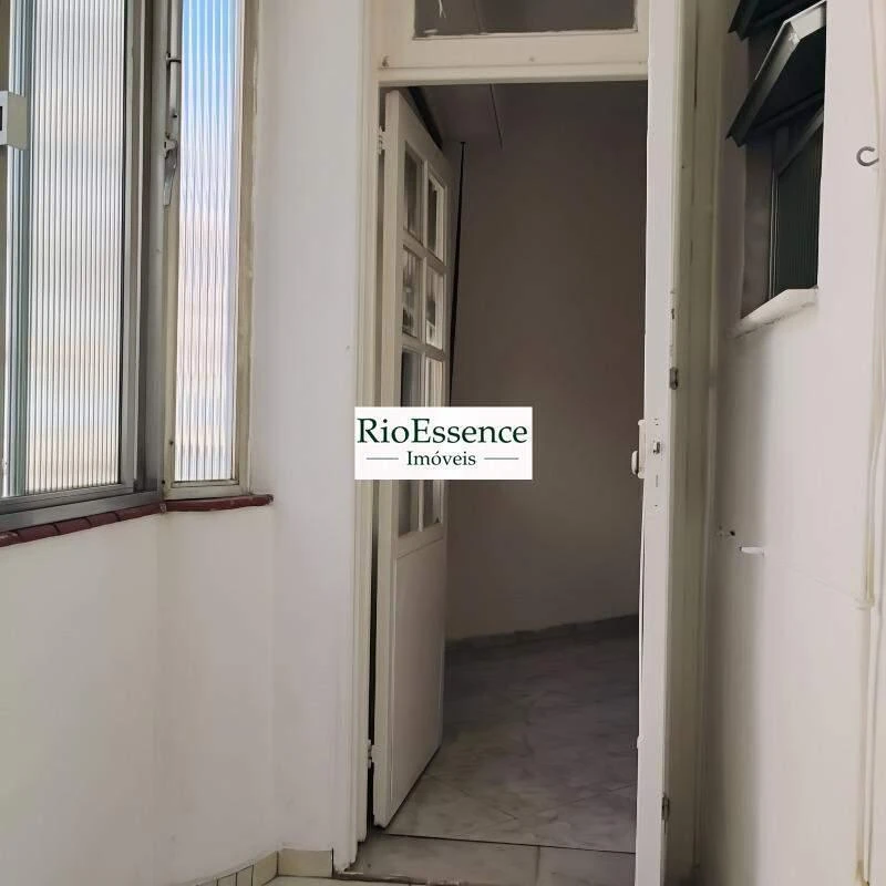 1-bedroom apartment with 34 m² and city view — photo 13