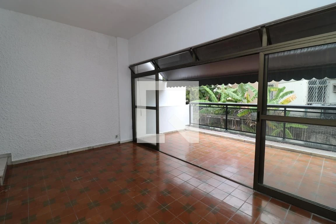 4-bedroom house, 200 m² — photo 21
