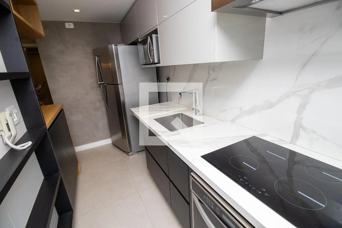 Apartamento mobiliado de 2 quartos com vista para a água — photo 11