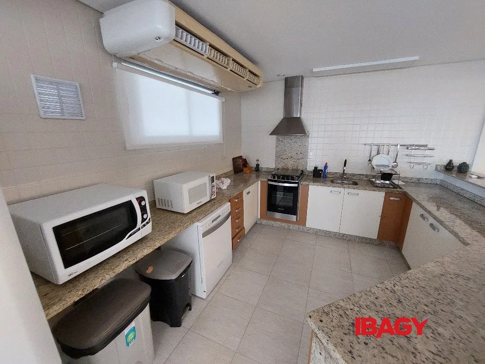 Мебльована квартира 151 м² з 3 спальнями — photo 6
