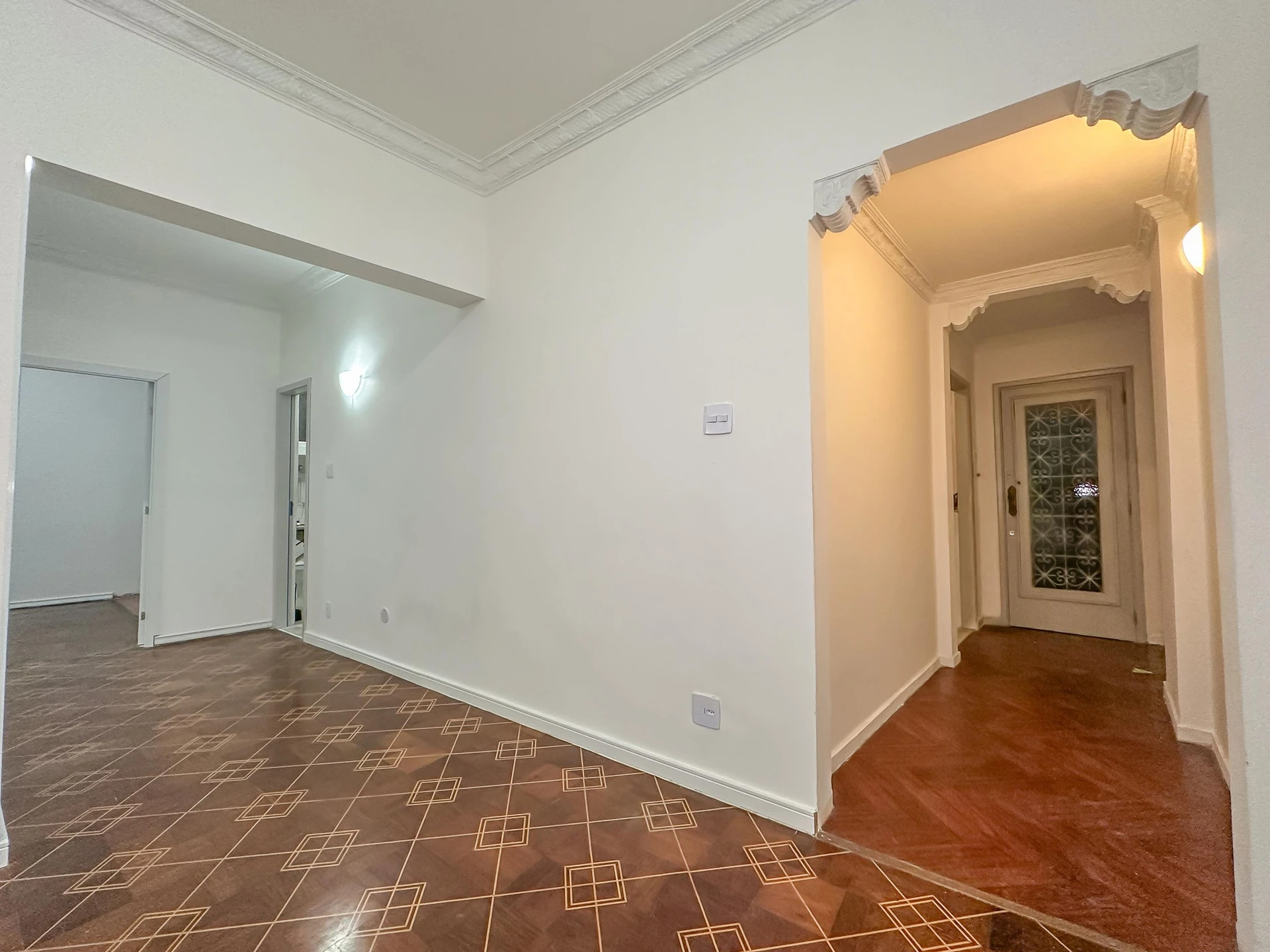Mountain view in a 2-bedroom apartment, 76 m² — photo 41
