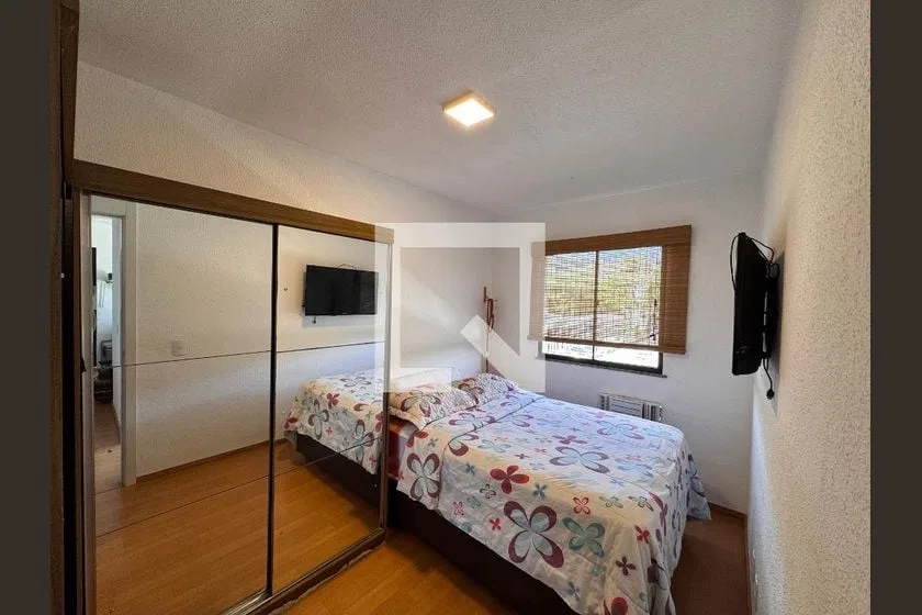 Apartamento de aluguel mobiliado com 2 quartos e varanda — photo 4