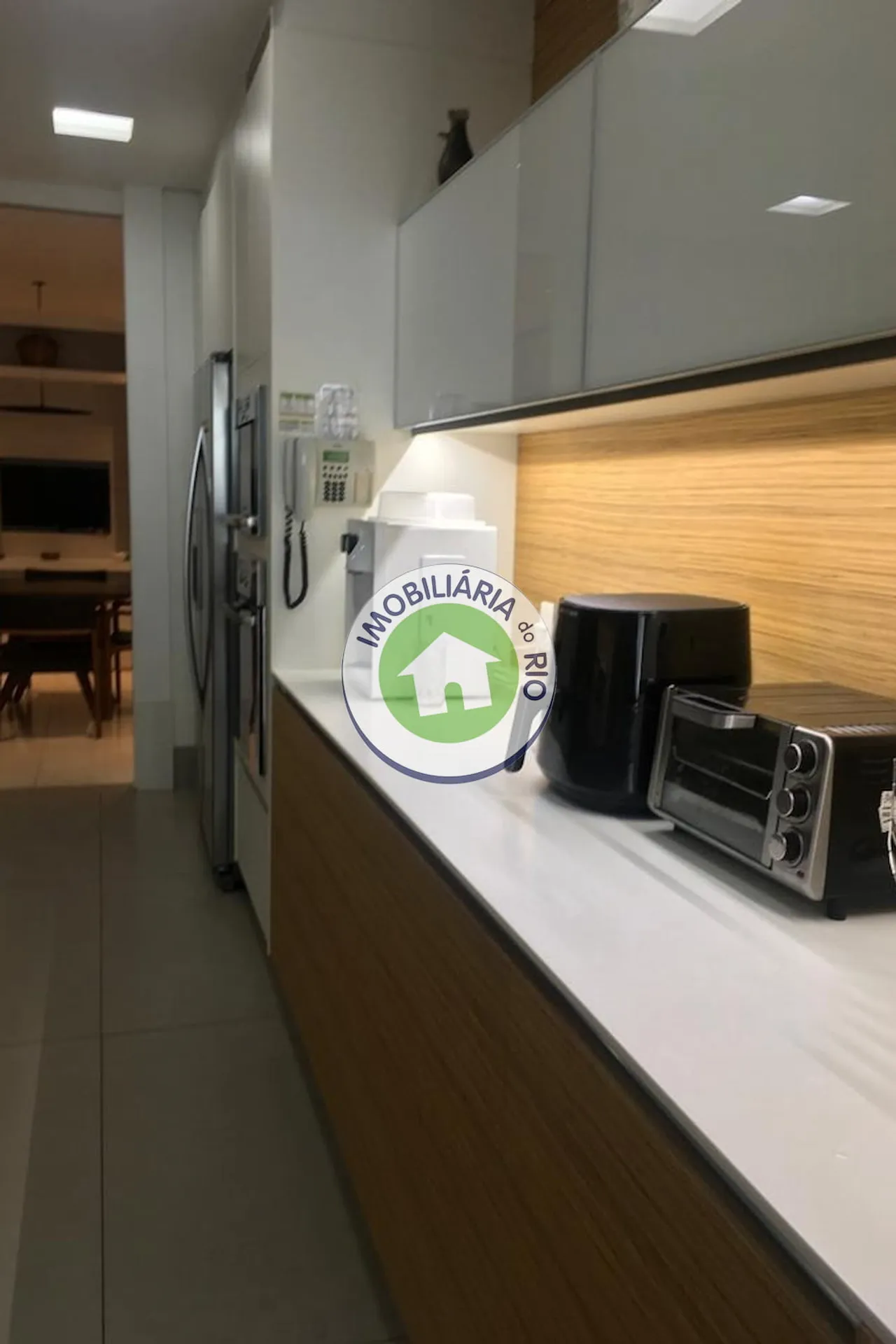 Apartamento mobiliado com 3 dormitórios e 5 banheiros — photo 15
