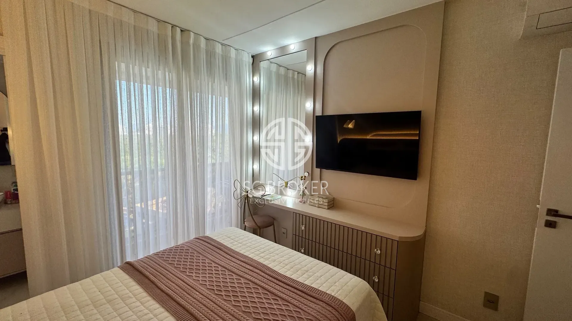 Apartamento mobiliado, 217 m², com closet — photo 19