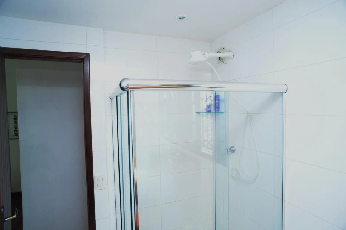 Furnished house, 530 m², with a grill on the balcony — photo 79