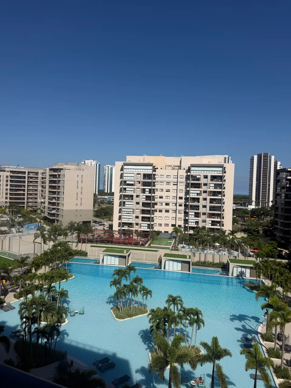 Apartamento mobiliado com 3 quartos e cozinha fechada — photo 10