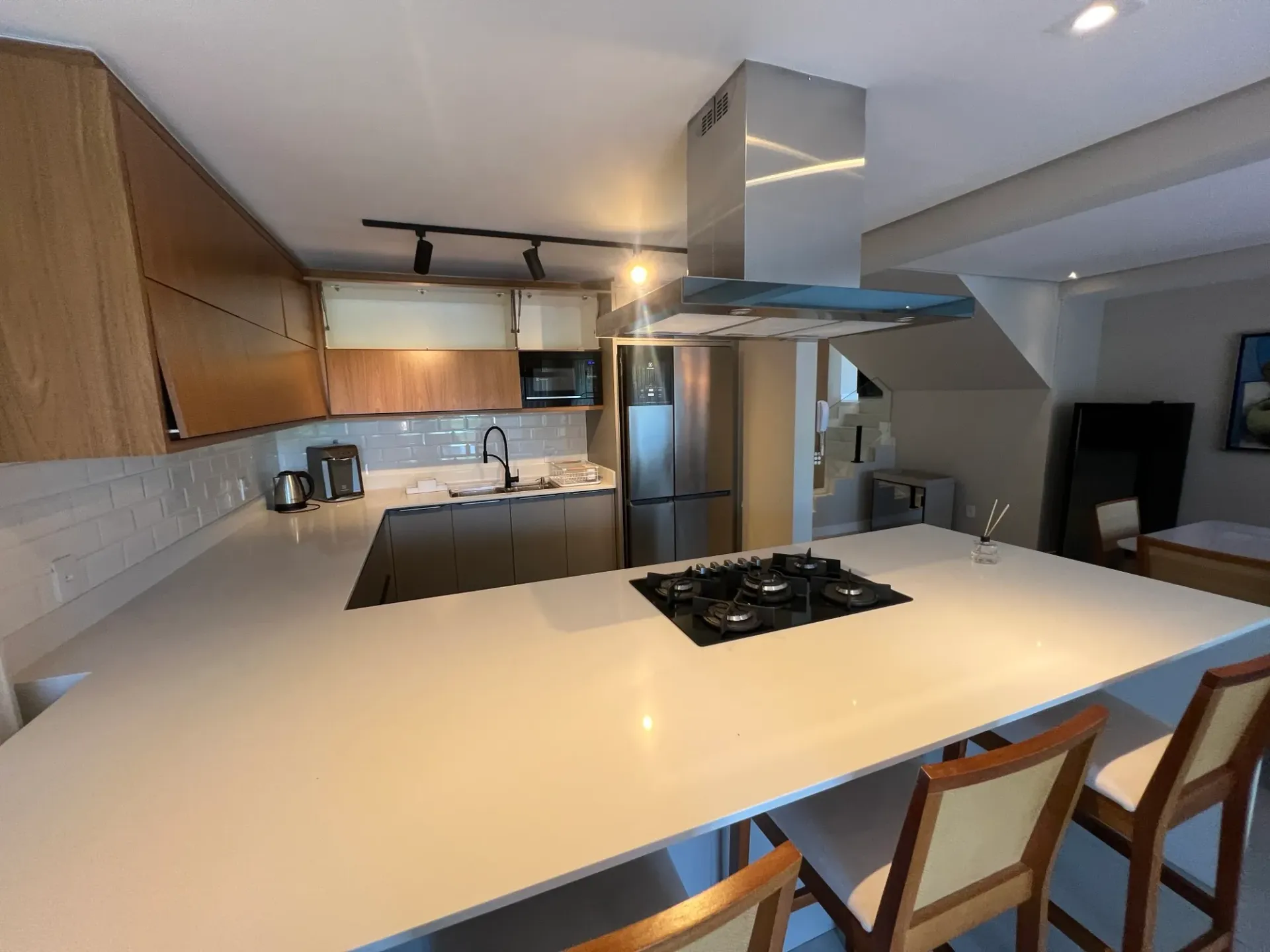 Gated condo house with 6 en-suite bedrooms and 7 baths — photo 10