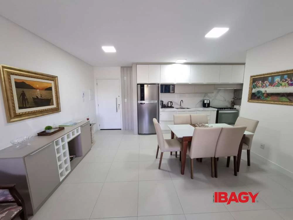 Меблированная квартира 121 м² с кухней открытого плана — photo 3