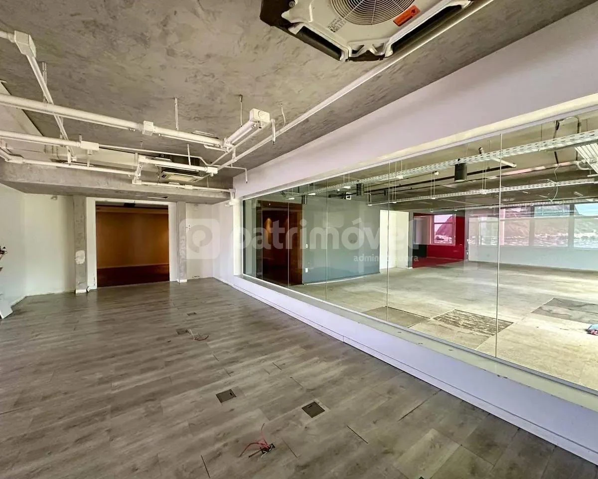 716 m² apartment with 1 bedroom and 4 bathrooms — photo 5
