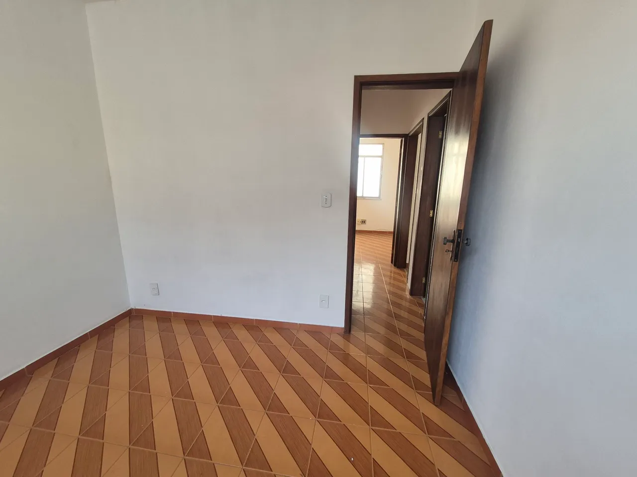 2-bedroom apartment with 1 parking space and balcony — photo 14