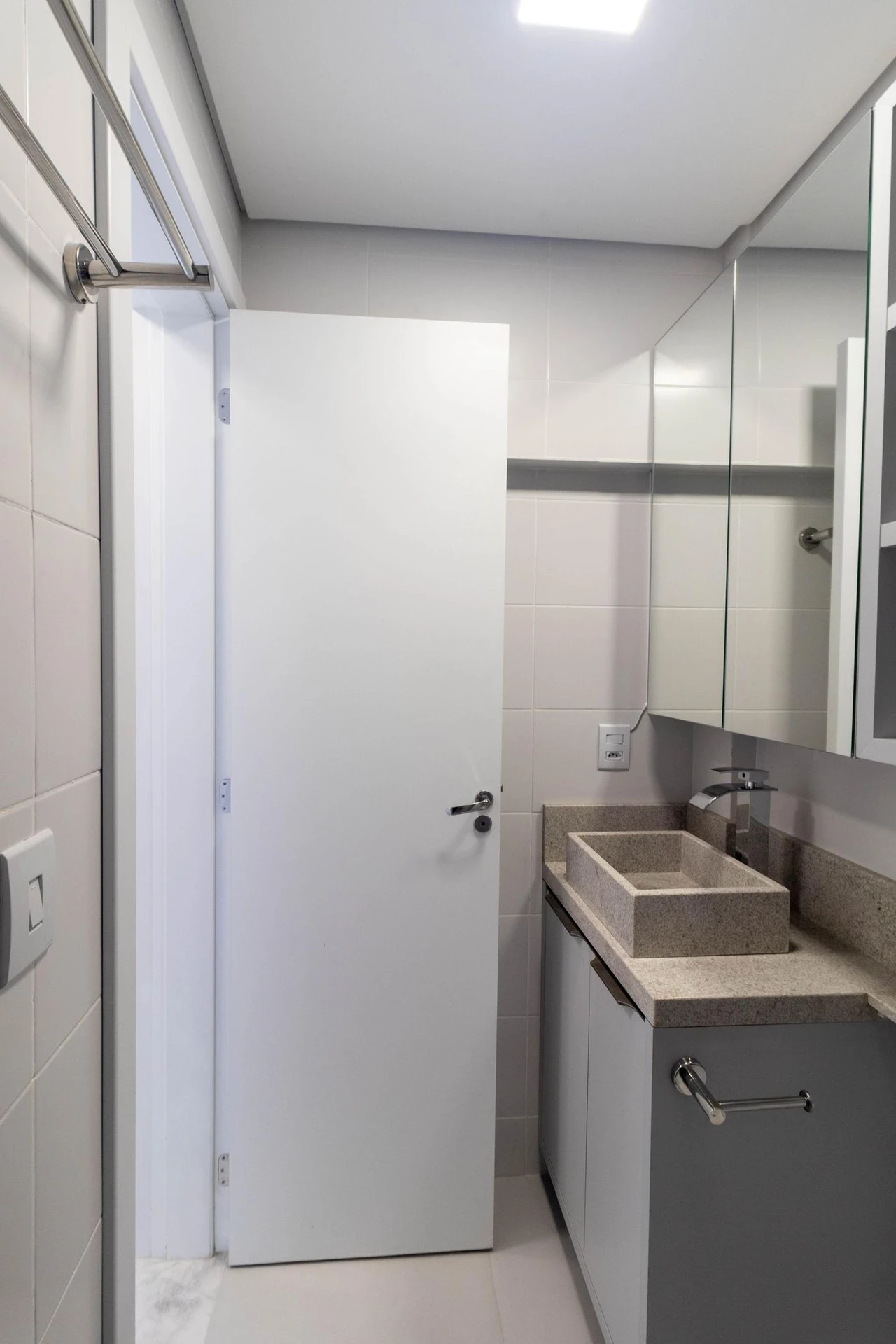 2-bedroom apartment with a home office in Curitiba — photo 60