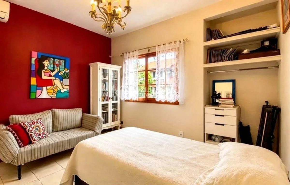 Furnished house, 240 m², with a dishwasher — photo 32