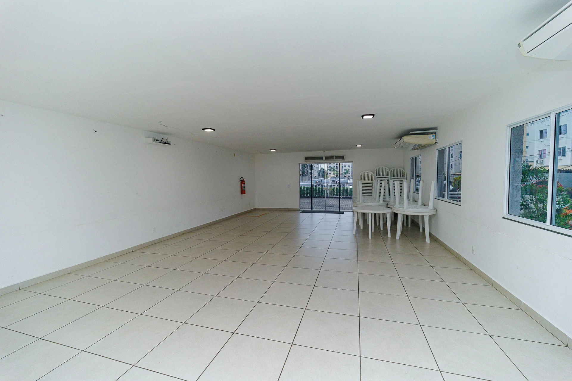 2-bedroom apartment in a building with a pool — photo 37