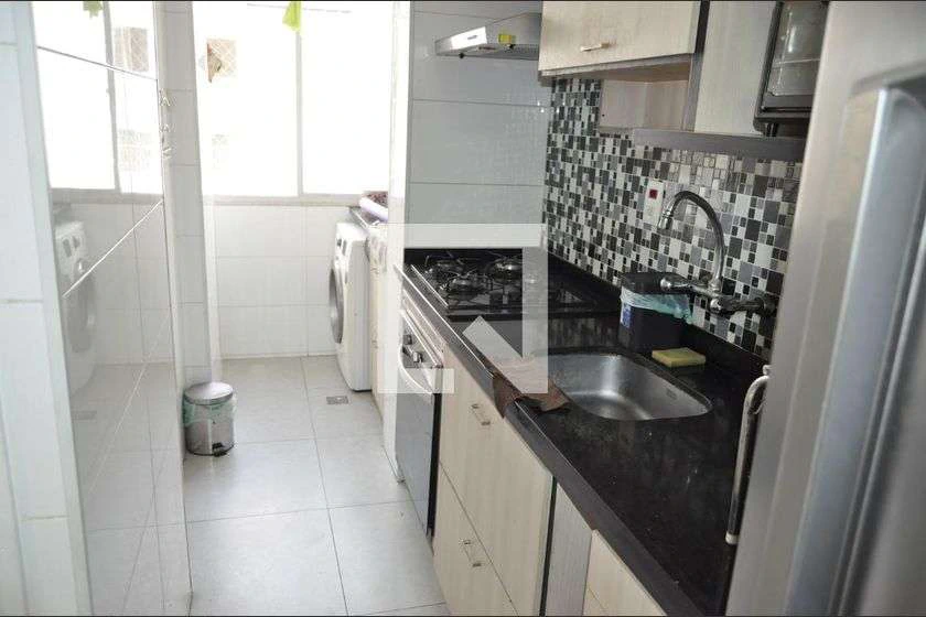 Furnished 2-bedroom apartment with 65 m² — photo 2