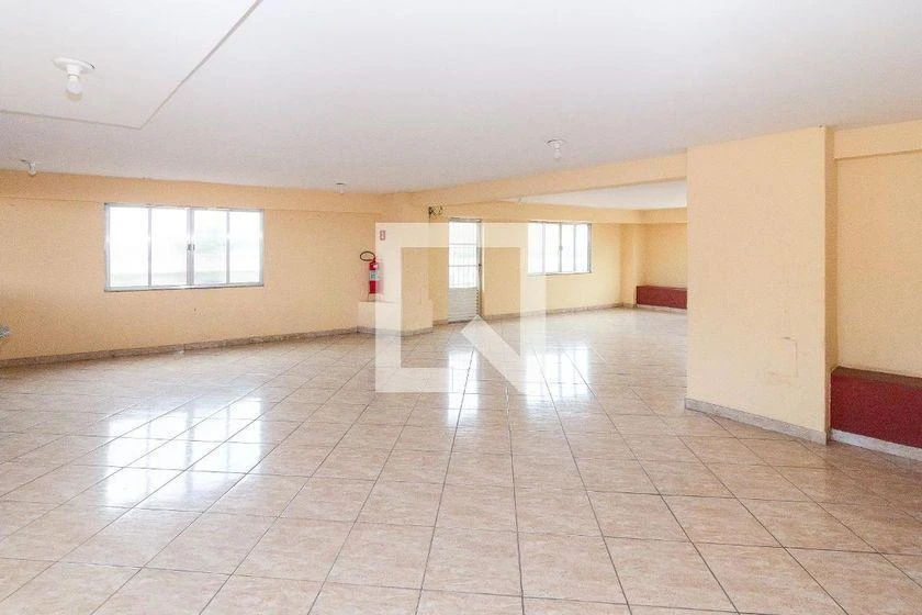 Apartamento de 3 dormitorios, 80 m² y balcón — photo 50